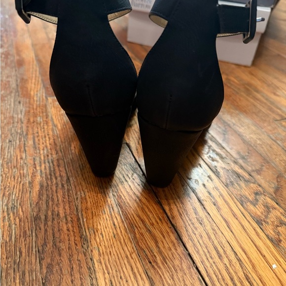Chinese Laundry| black wedges size 10 - Picture 3 of 4